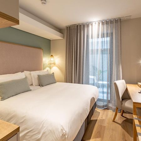 Plett Quarter Hotel - Lion Roars Hotels & Lodges Плетенбърг Бей Екстериор снимка