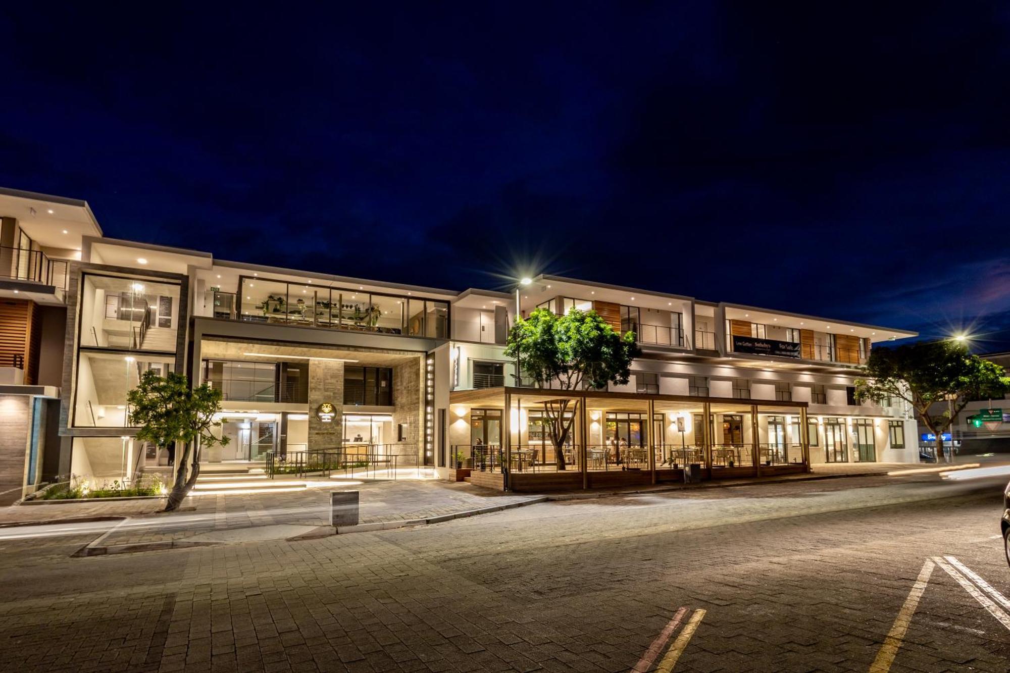 Plett Quarter Hotel - Lion Roars Hotels & Lodges Плетенбърг Бей Екстериор снимка